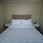 Hotel Cecil
